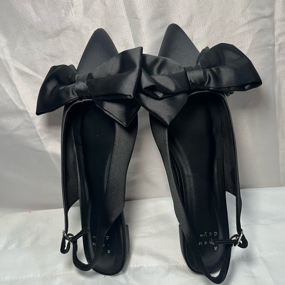 A New Day Black Satin Bow Heels - Picture 1 of 11